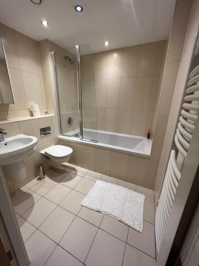 Bigkings Cosy 2 Bedroom Apartment With Free Parking In Central Manchester Exteriér fotografie